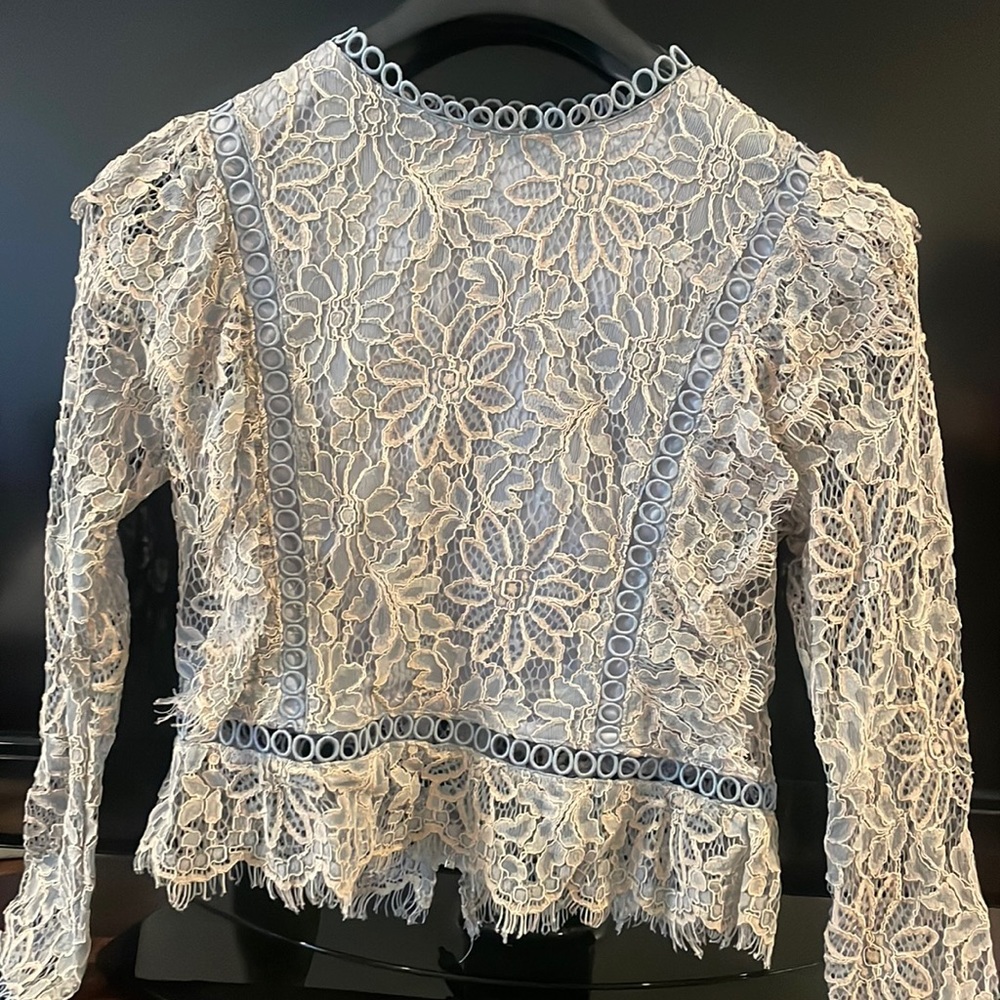 Beautiful lace blue/beige top